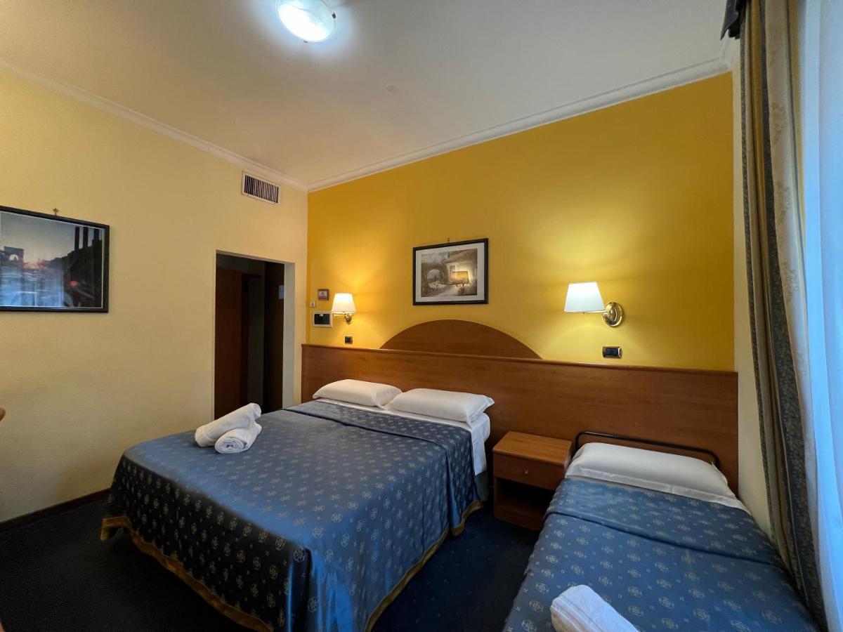 Baltik Guesthouse Рим Екстериор снимка