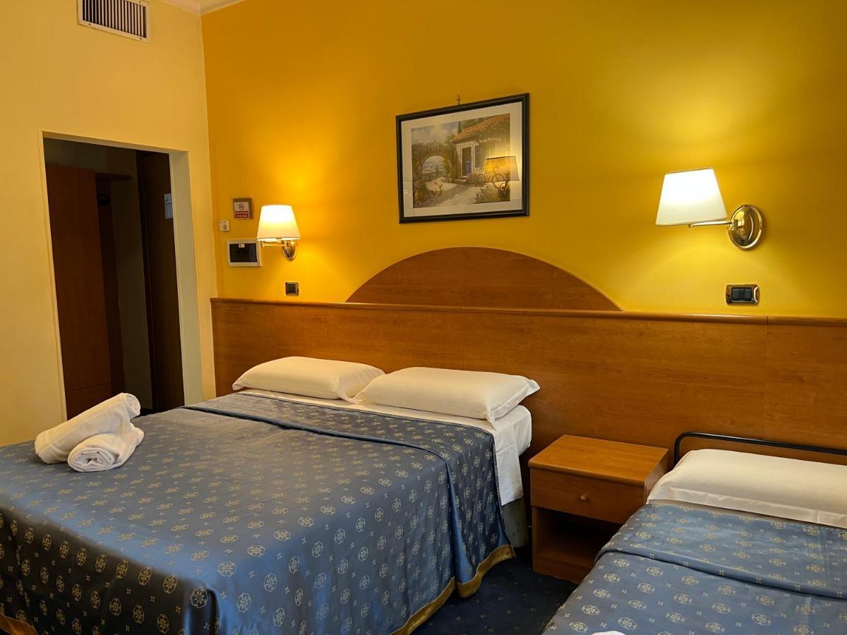 Baltik Guesthouse Рим Екстериор снимка
