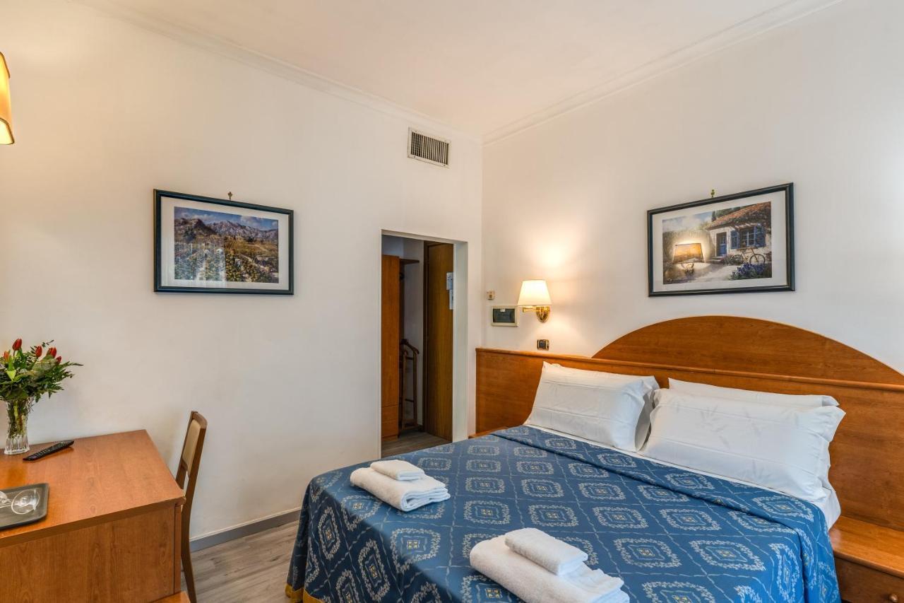 Baltik Guesthouse Рим Екстериор снимка