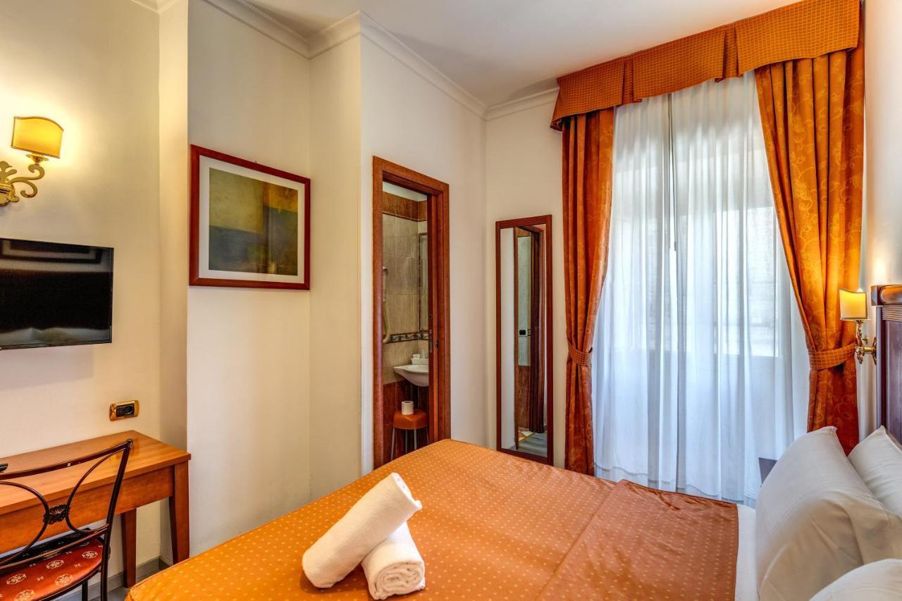 Baltik Guesthouse Рим Екстериор снимка