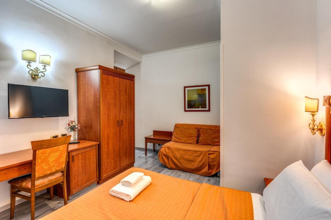 Baltik Guesthouse Рим Екстериор снимка