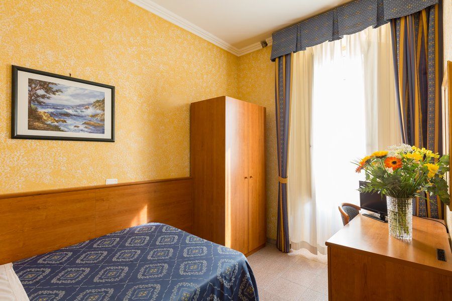 Baltik Guesthouse Рим Екстериор снимка