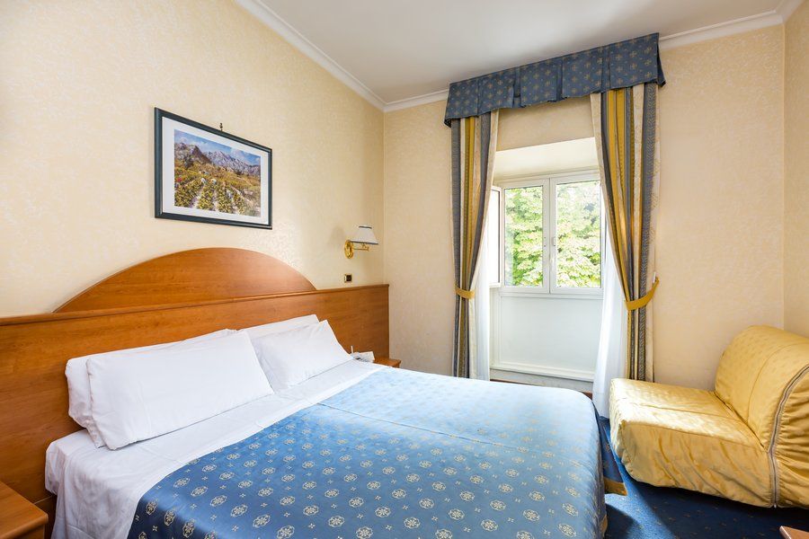Baltik Guesthouse Рим Екстериор снимка